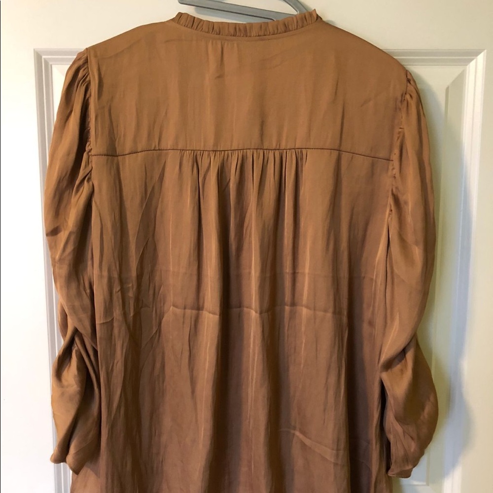 Loose top - Picture 2 of 2